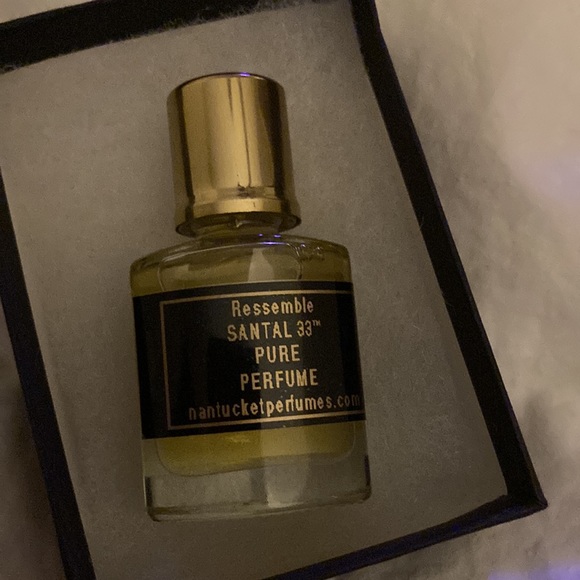 Nantucket perfume company Le Labo Santal 33 oil - Picture 2 of 3